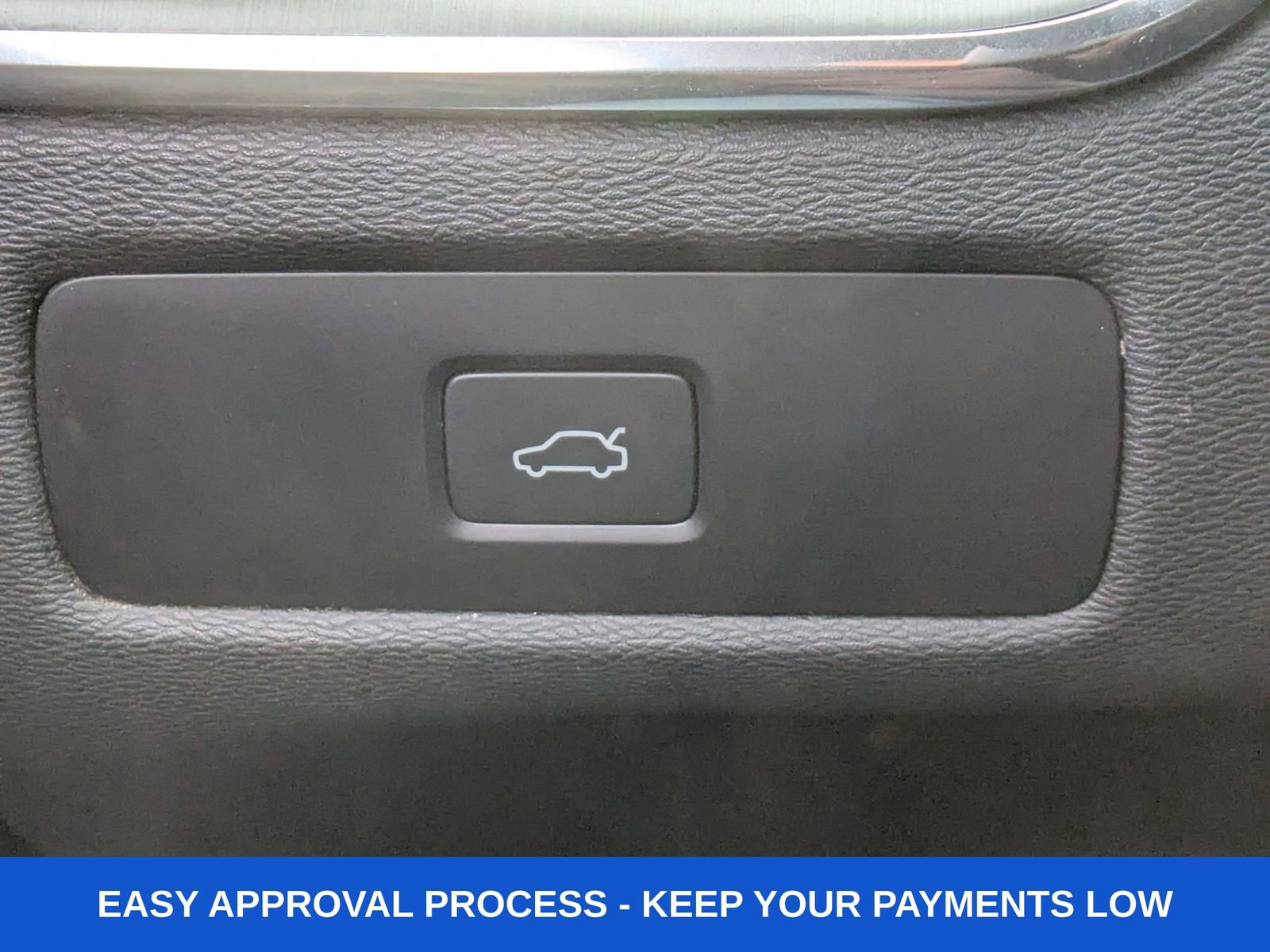 Used 2023 Volvo XC60 B5 Core image 41