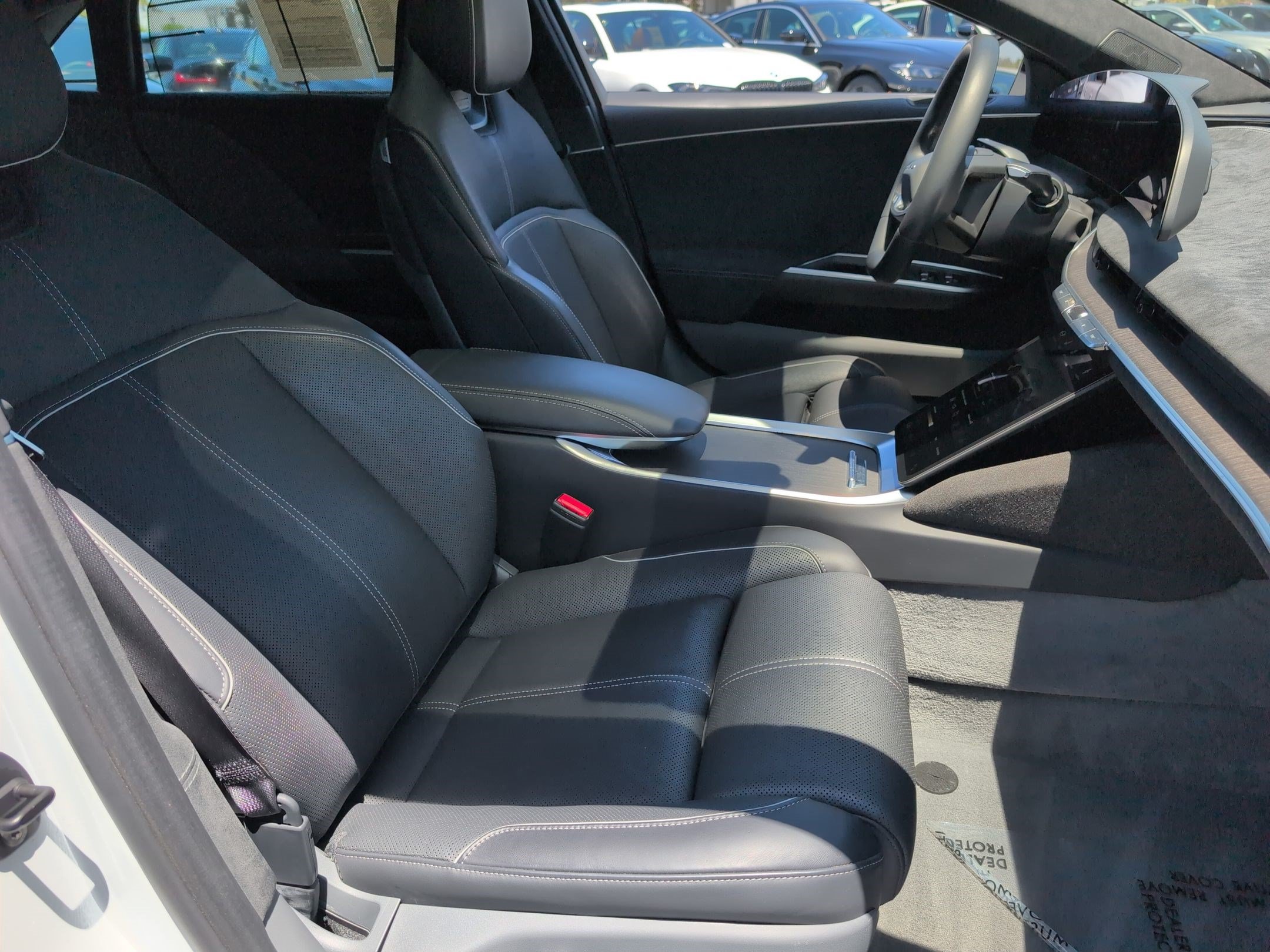 Used 2025 Lucid Air Grand Touring AWD/4WD image 33