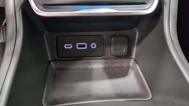 Used 2021 GMC Terrain SLE w/ Driver Convenience Package AWD/4WD image 30