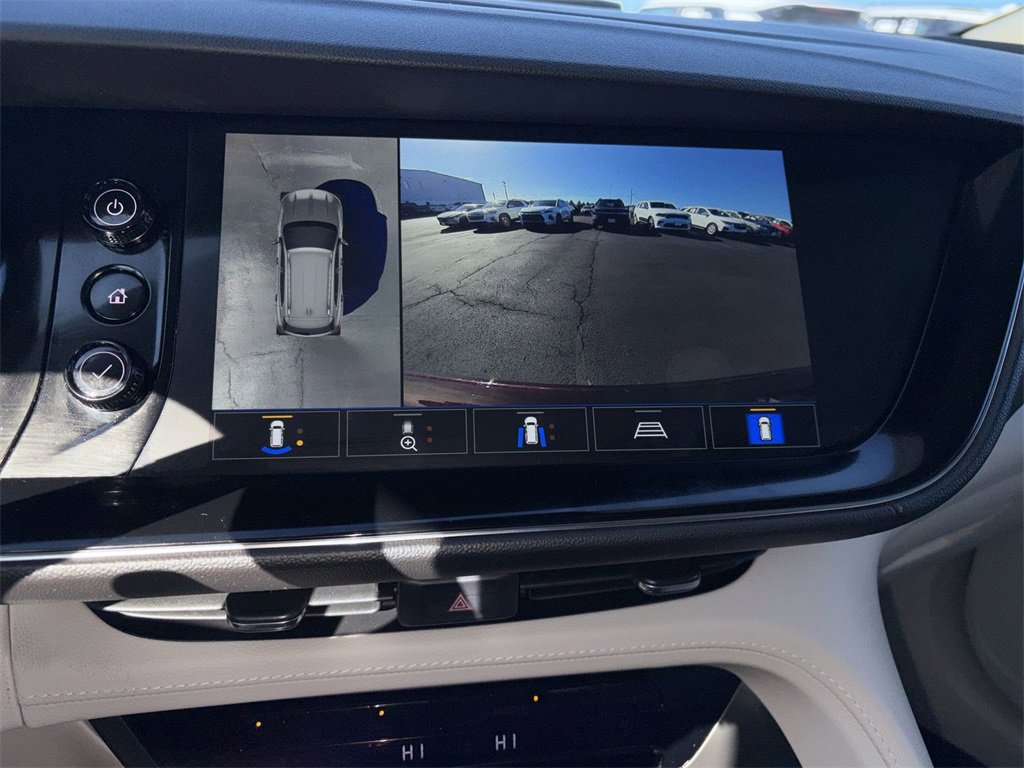Used 2023 Buick Envision Avenir image 17