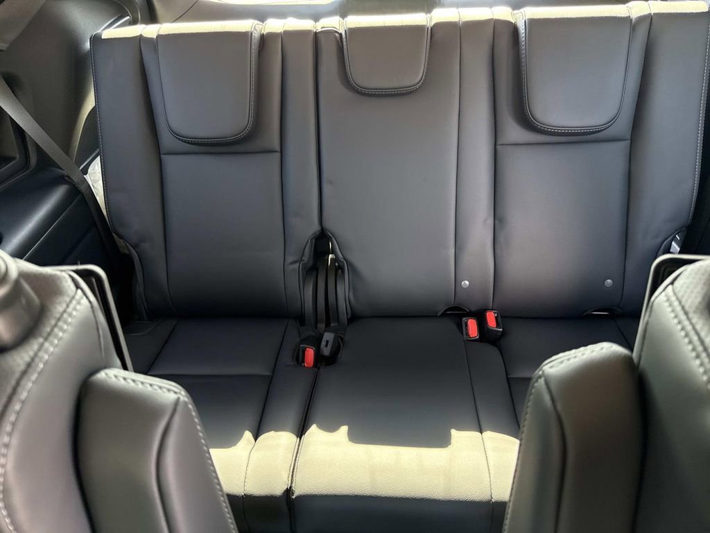 New 2026 Subaru Ascent Limited image 18