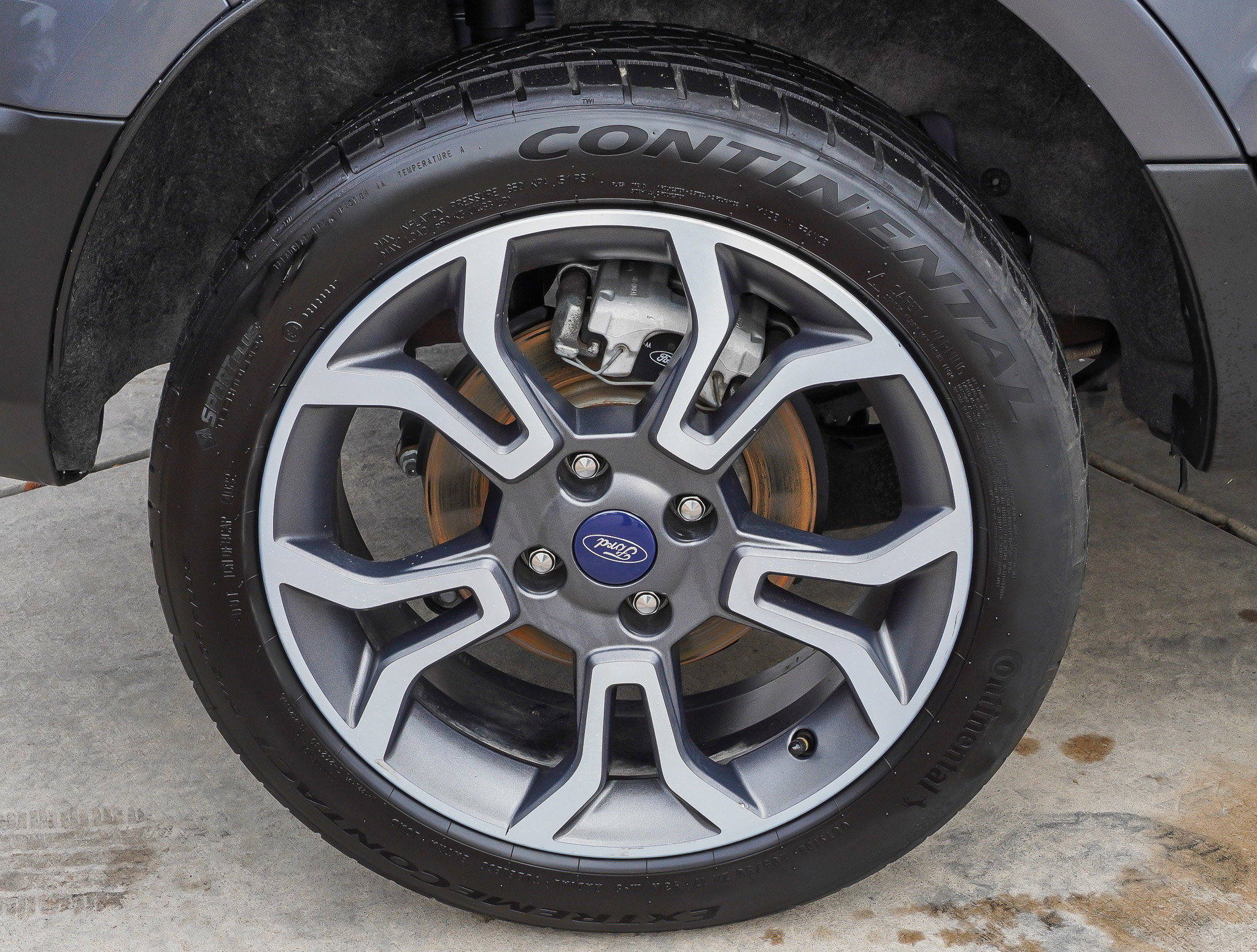 Used 2020 Ford EcoSport SES image 11