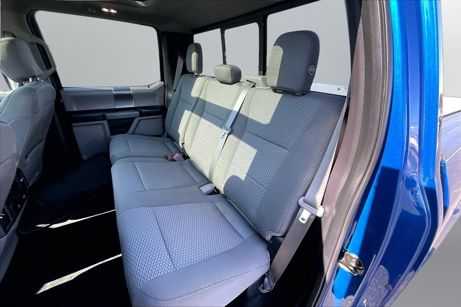 Used 2018 Ford F150 XLT w/ Equipment Group 302A Luxury AWD/4WD image 18