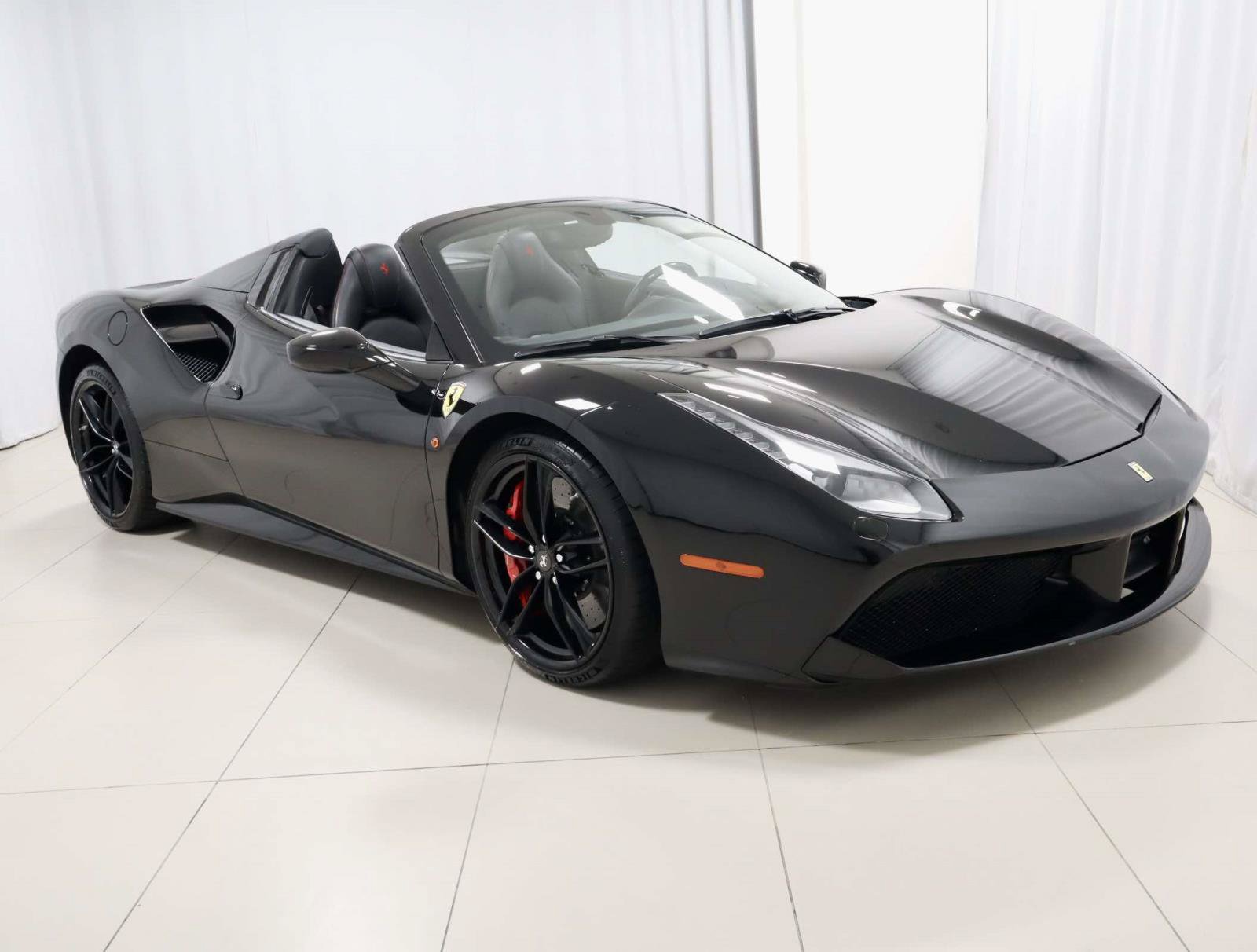 Used 2019 Ferrari 488 Spider RWD image 7