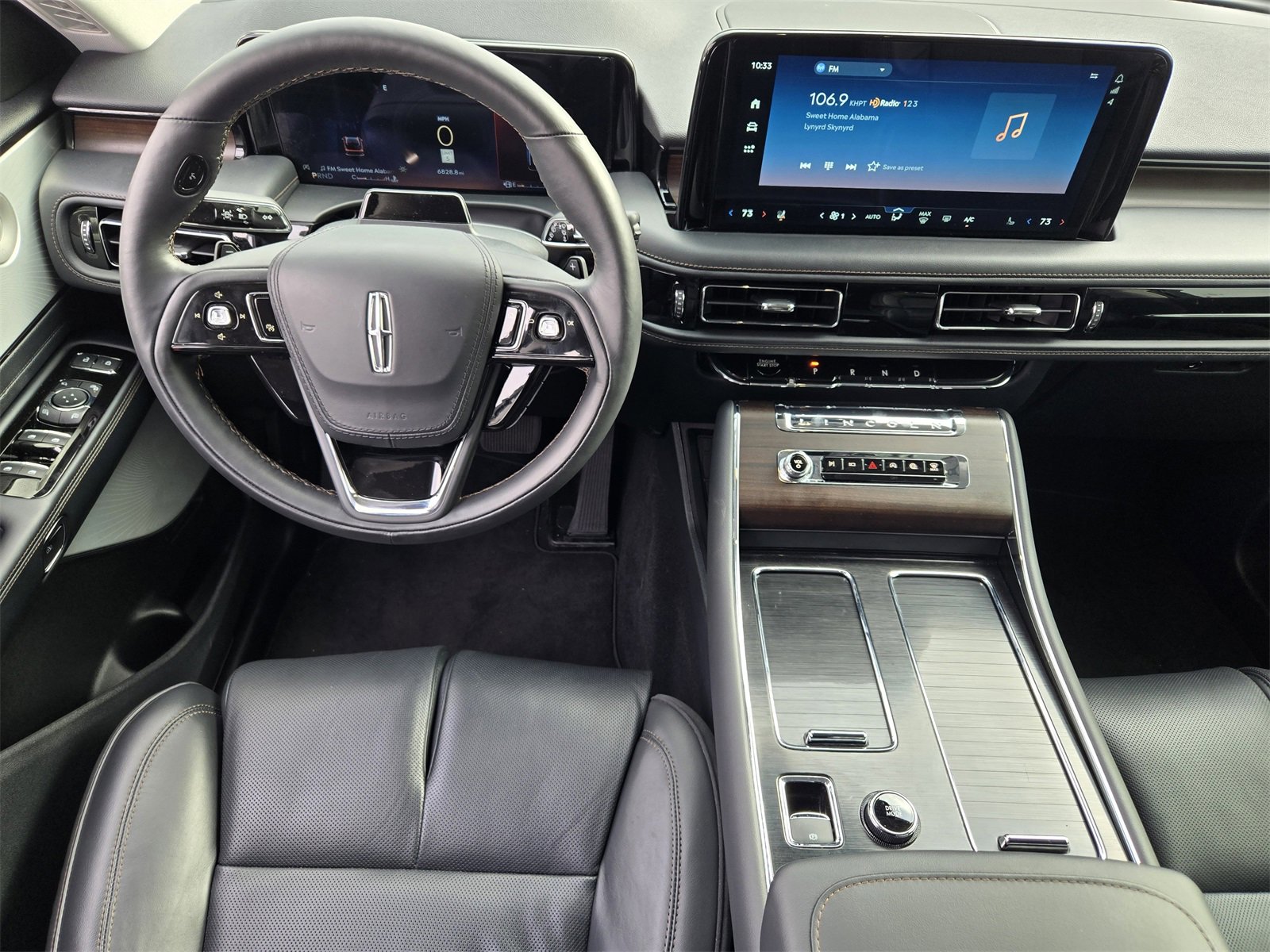 Used 2025 Lincoln Aviator Reserve w/ Equipment Group 201A image 25