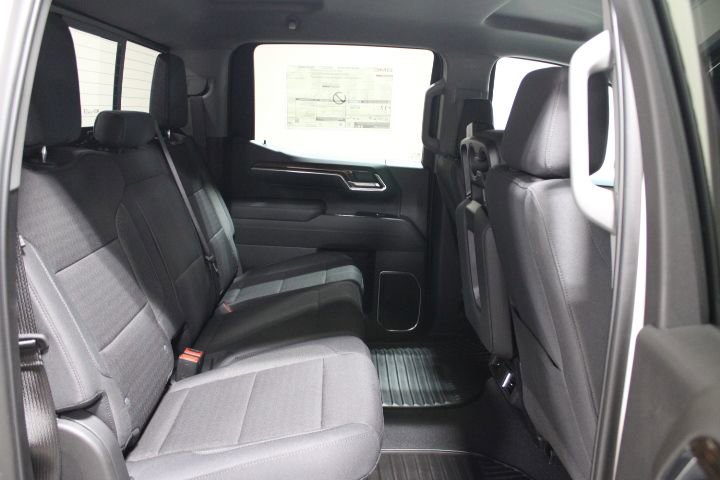 New 2026 GMC Sierra 1500 SLE w/ X31 Off-Road Package AWD/4WD image 29