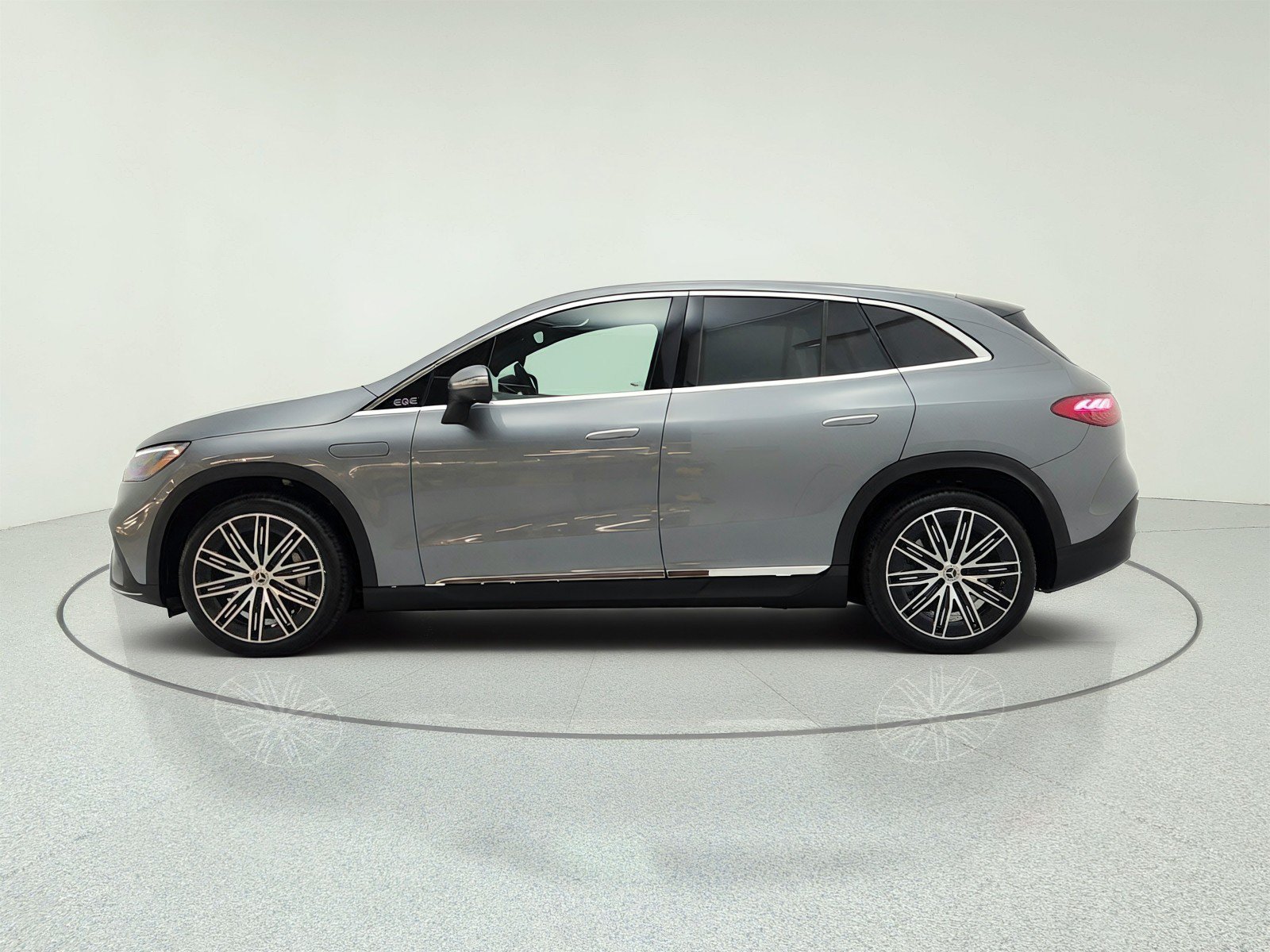 Certified 2023 Mercedes-Benz EQE 350+ SUV image 8