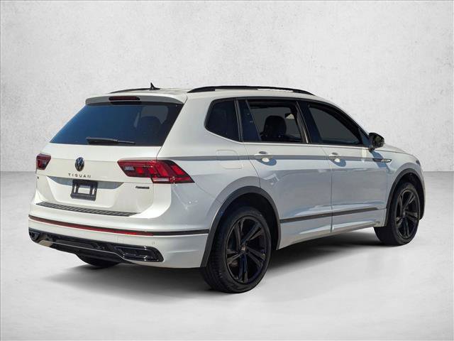 Used 2023 Volkswagen Tiguan SE R-Line AWD/4WD image 5