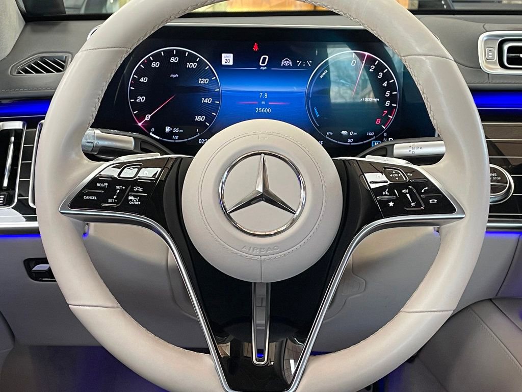 Used 2023 Mercedes-Benz S 580e 4MATIC Sedan w/ AMG Line image 36