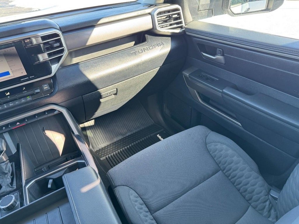 Used 2022 Toyota Tundra SR5 w/ SR5 Convenience Package image 16