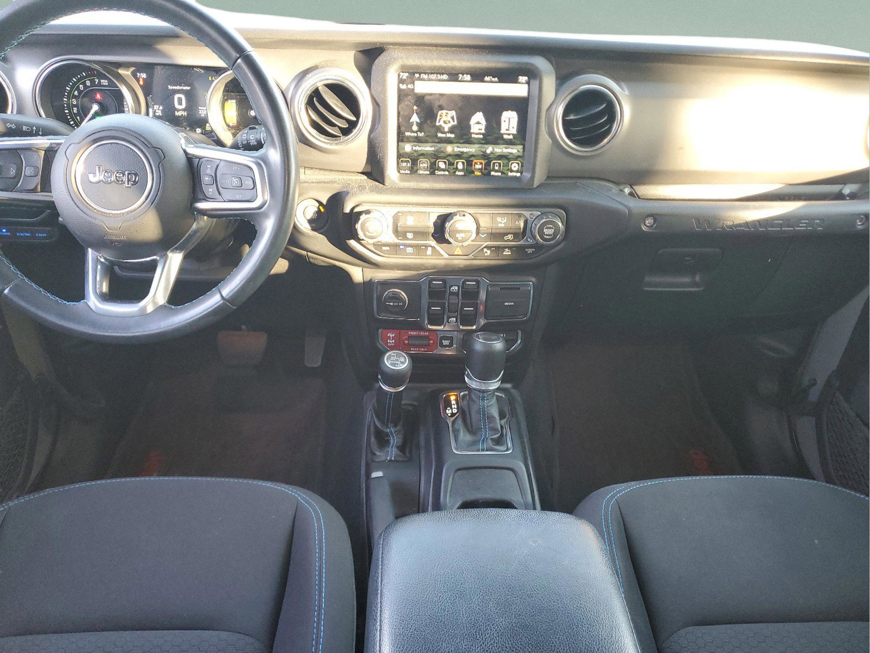 Used 2022 Jeep Wrangler Unlimited Rubicon 4xe w/ Steel Bumper Group image 9