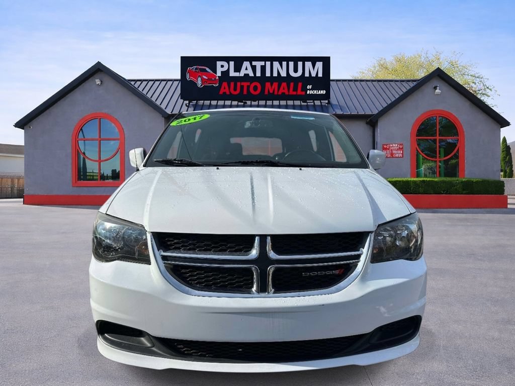 Used 2017 Dodge Grand Caravan SE FWD image 6