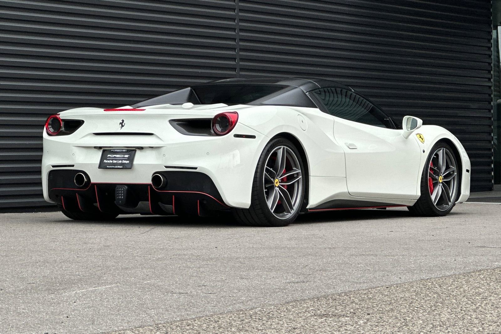 Used 2017 Ferrari 488 Spider image 8