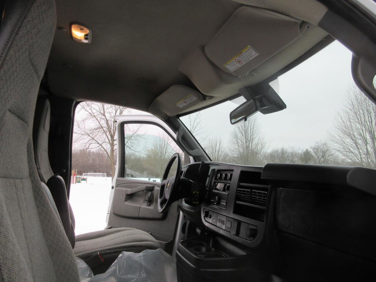 Used 2021 Chevrolet Express 2500 w/ Driver Convenience Package image 33