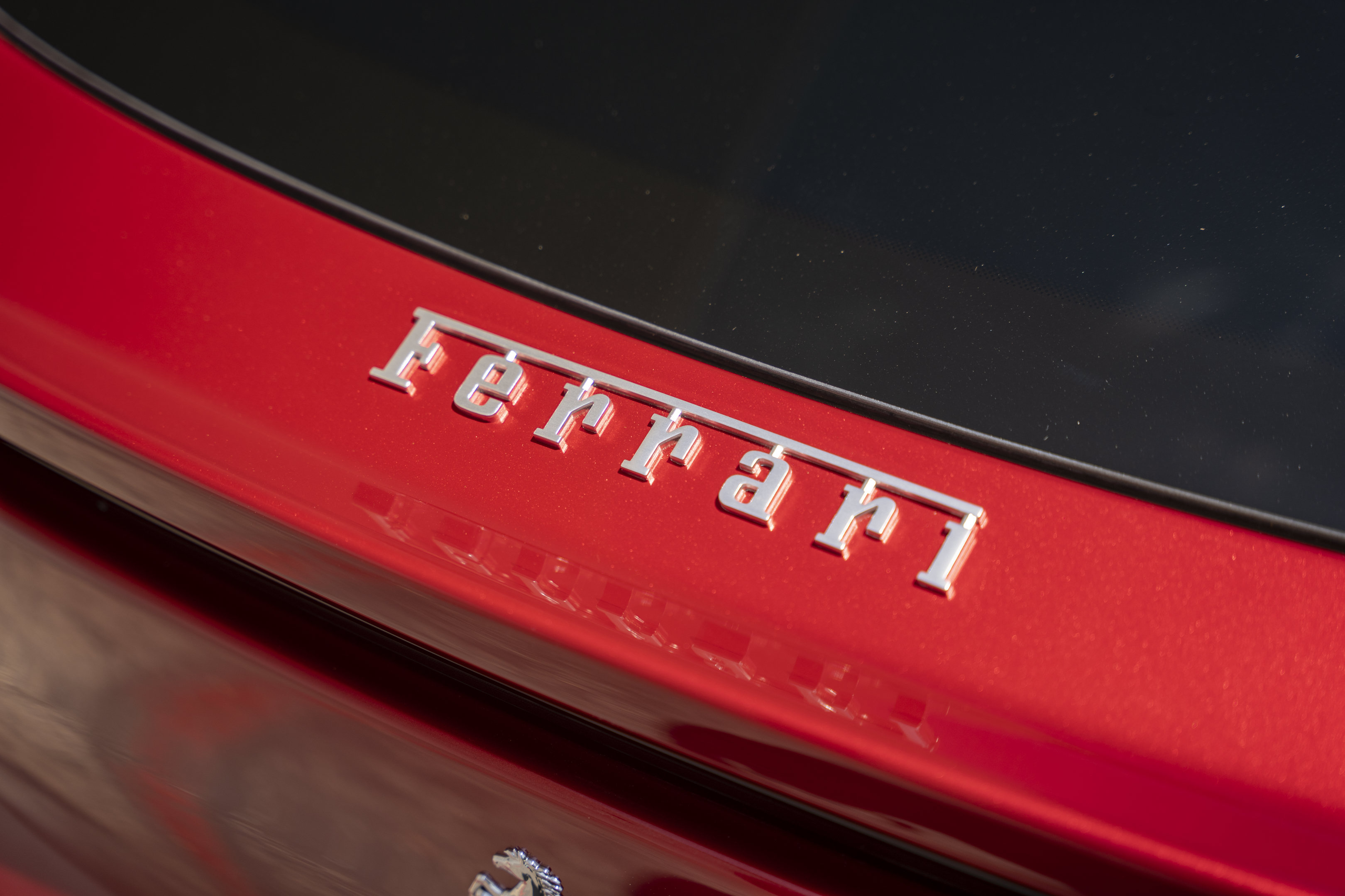 Used 2026 Ferrari Purosangue AWD/4WD image 9