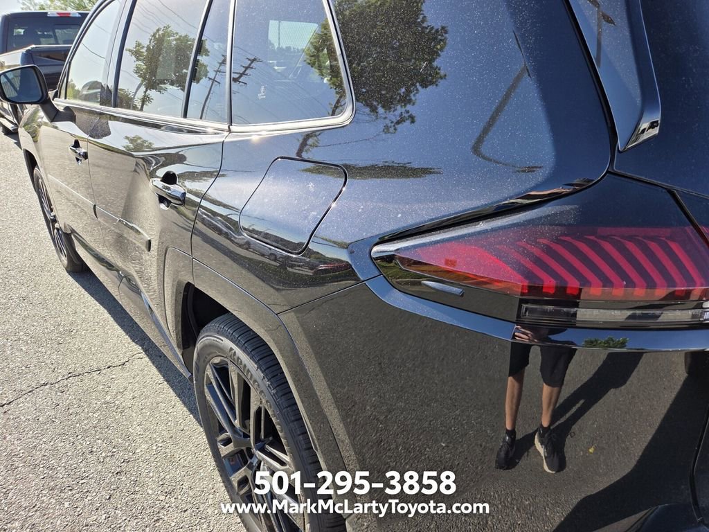 Used 2026 Toyota RAV4 XSE AWD/4WD image 9