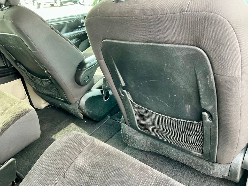 Used 2018 Dodge Grand Caravan SE w/ UConnect Hands-Free Group FWD image 24