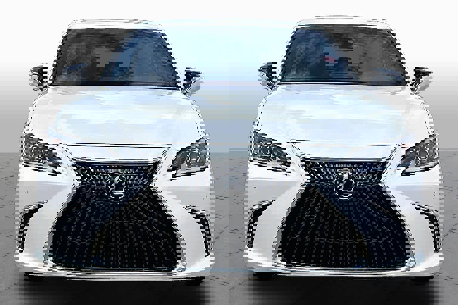 Used 2025 Lexus ES 350 w/ Premium Package image 4