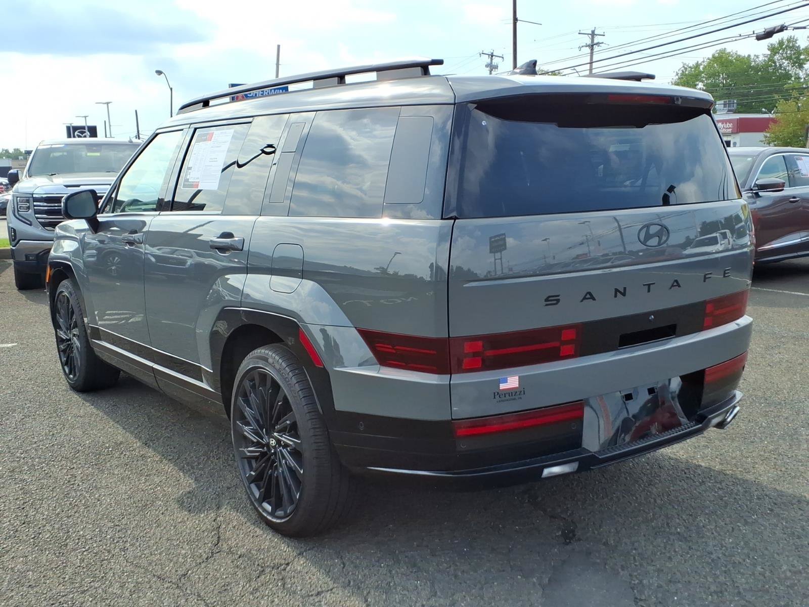 Used 2025 Hyundai Santa Fe Calligraphy AWD/4WD image 6