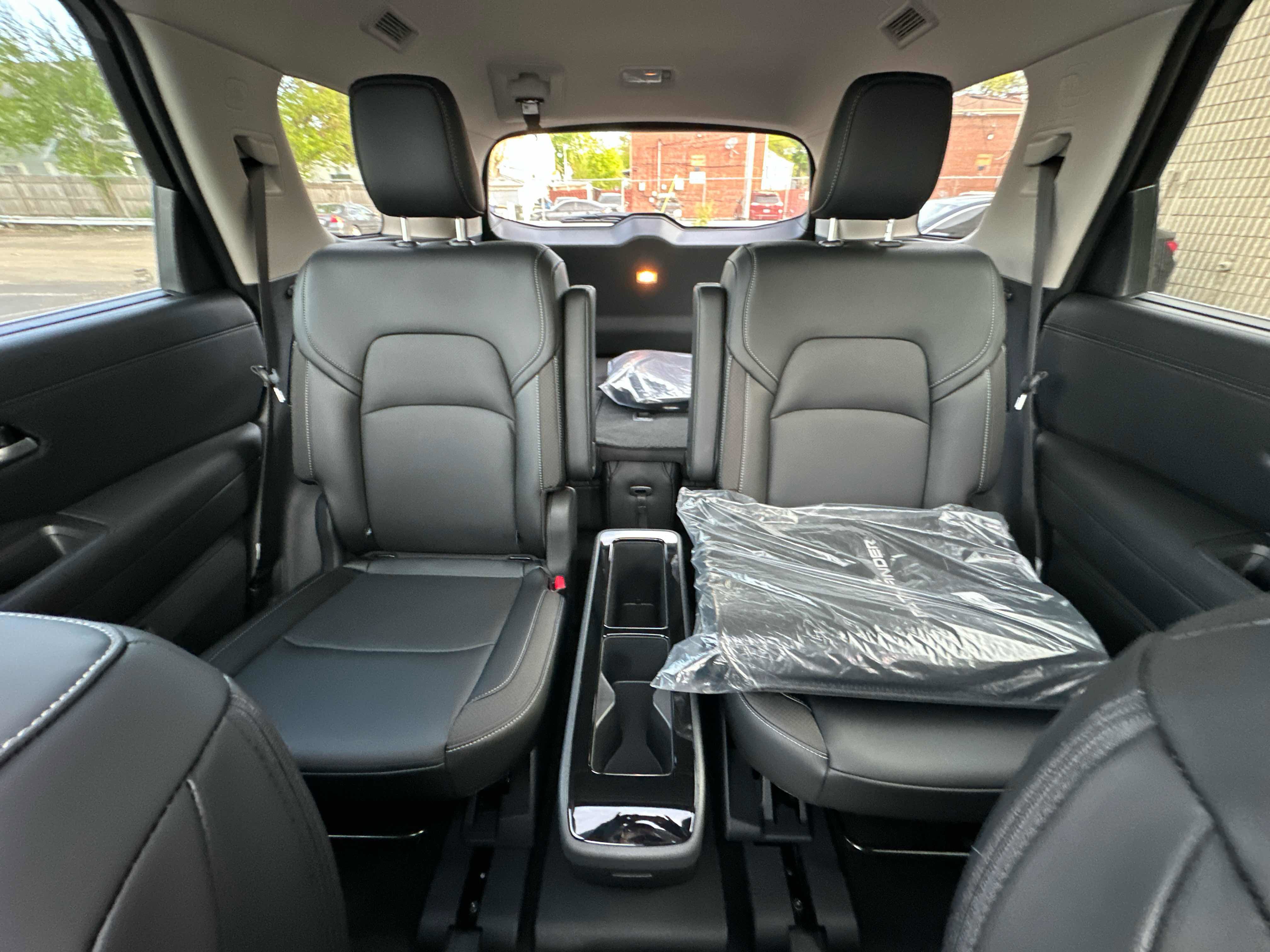 New 2026 Nissan Pathfinder SL AWD/4WD image 22
