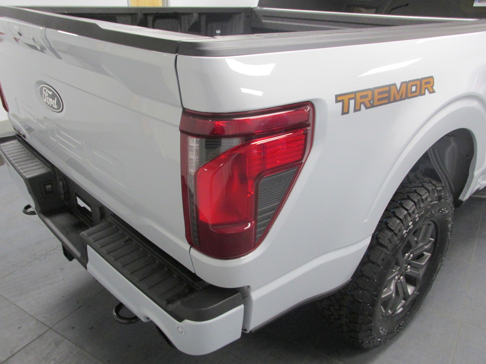 New 2025 Ford F150 Tremor w/ Bed Utility Package image 9
