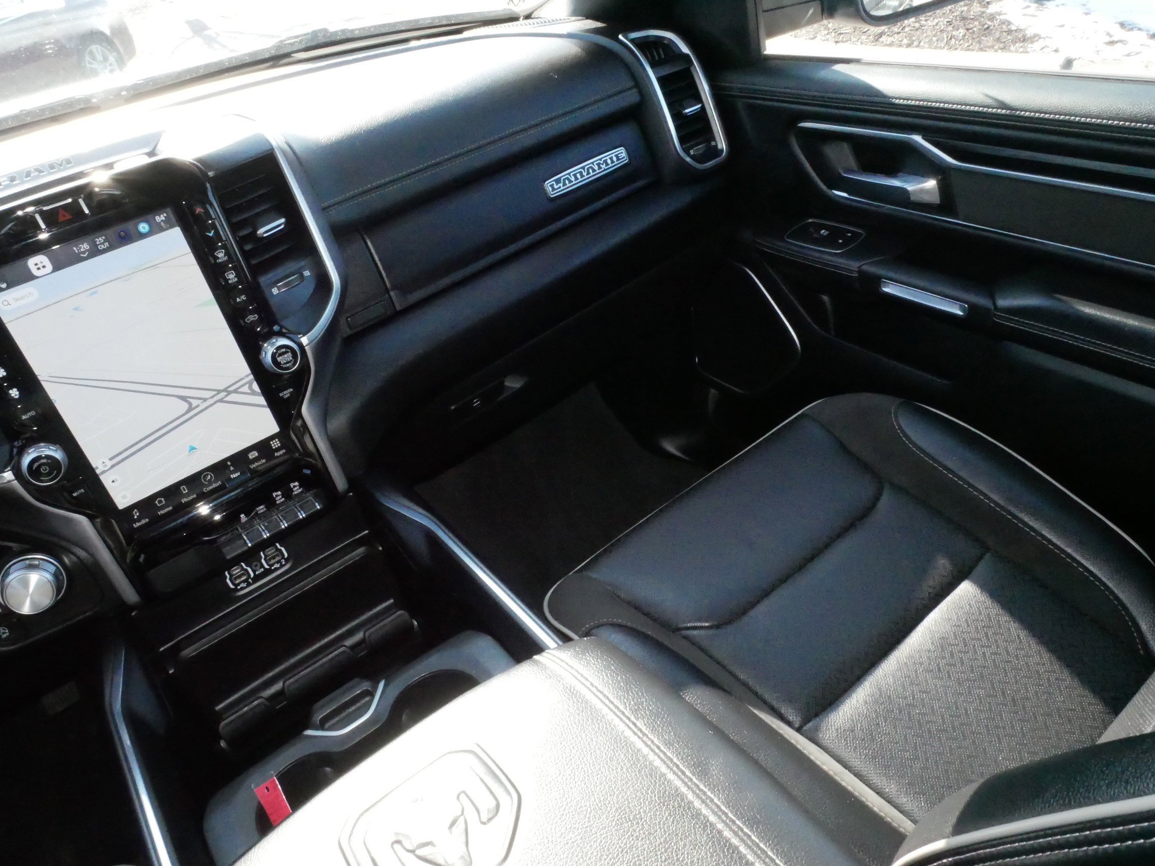 Used 2023 RAM 1500 Laramie image 11