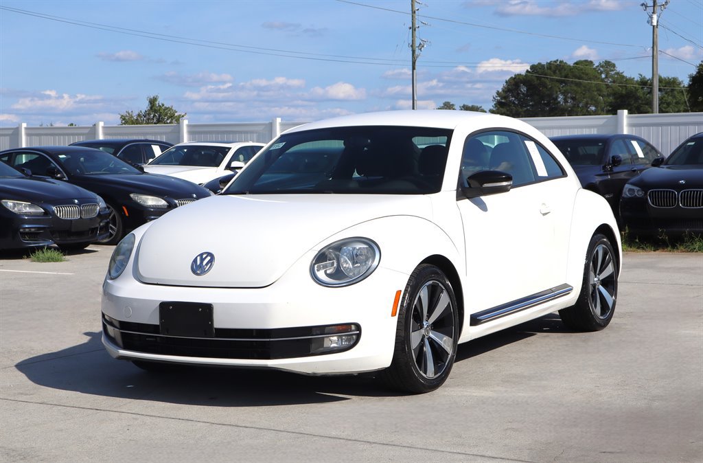 Used 2012 Volkswagen Beetle 2.0T FWD image 3