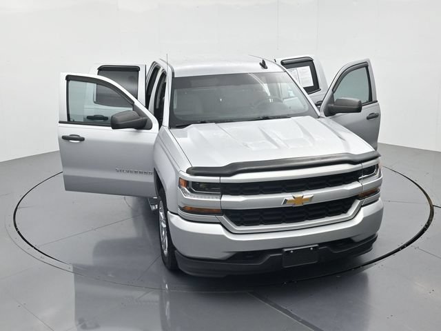 Used 2018 Chevrolet Silverado 1500 Custom w/ Custom Value Package RWD image 47
