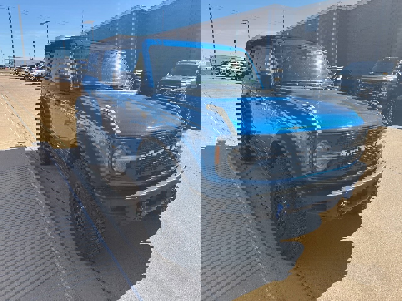 Used 2022 Ford Bronco Wildtrak image 4