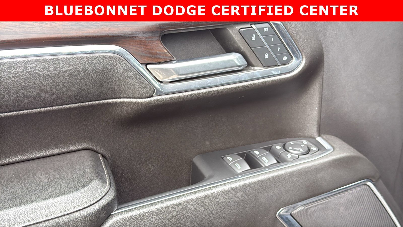 Used 2024 GMC Sierra 1500 SLT image 12