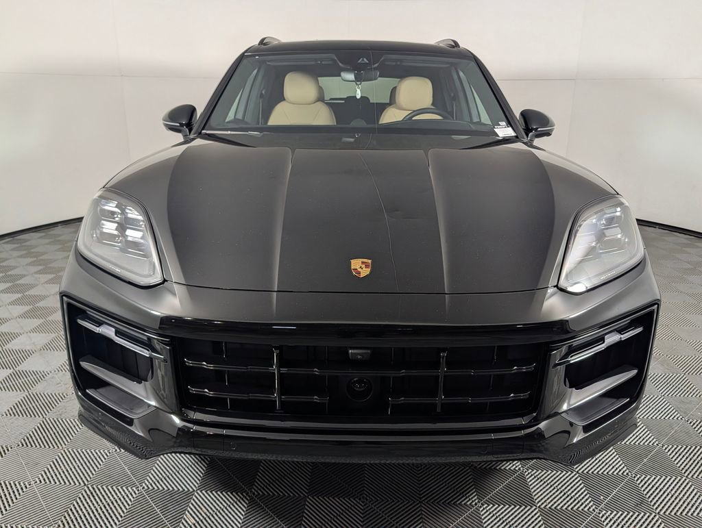 Certified 2026 Porsche Cayenne GTS AWD/4WD image 10