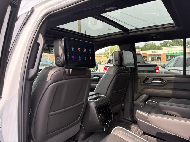 Used 2026 GMC Yukon AT4 Ultimate w/ LPO, Floor Liner Package AWD/4WD image 15