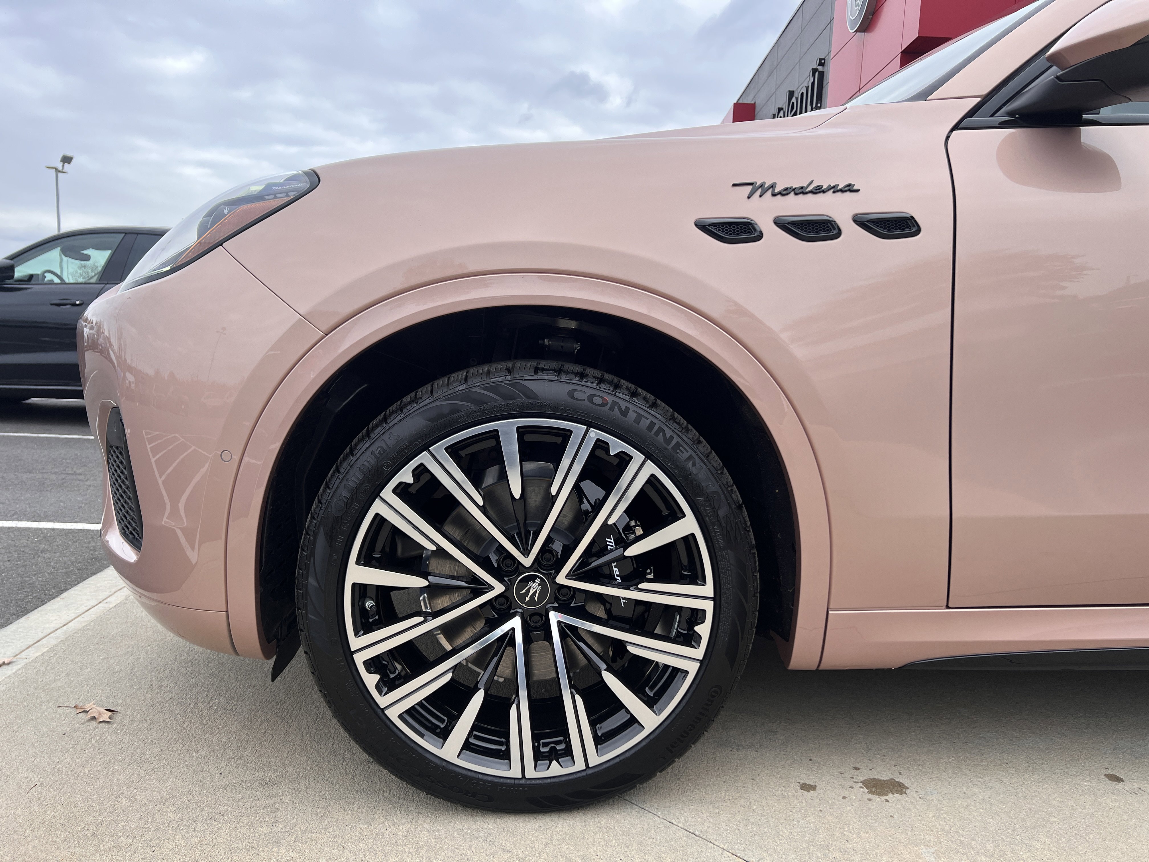 New 2025 Maserati Grecale Modena image 11