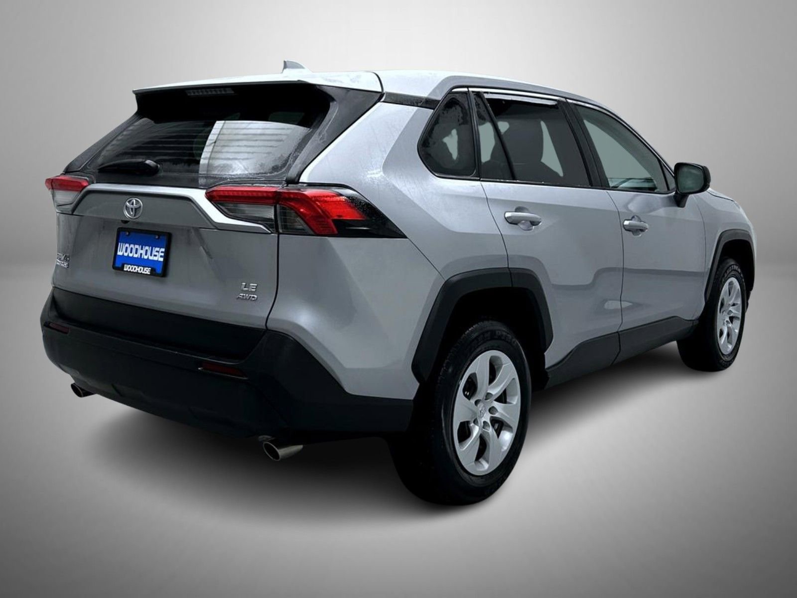 Used 2024 Toyota RAV4 LE image 5