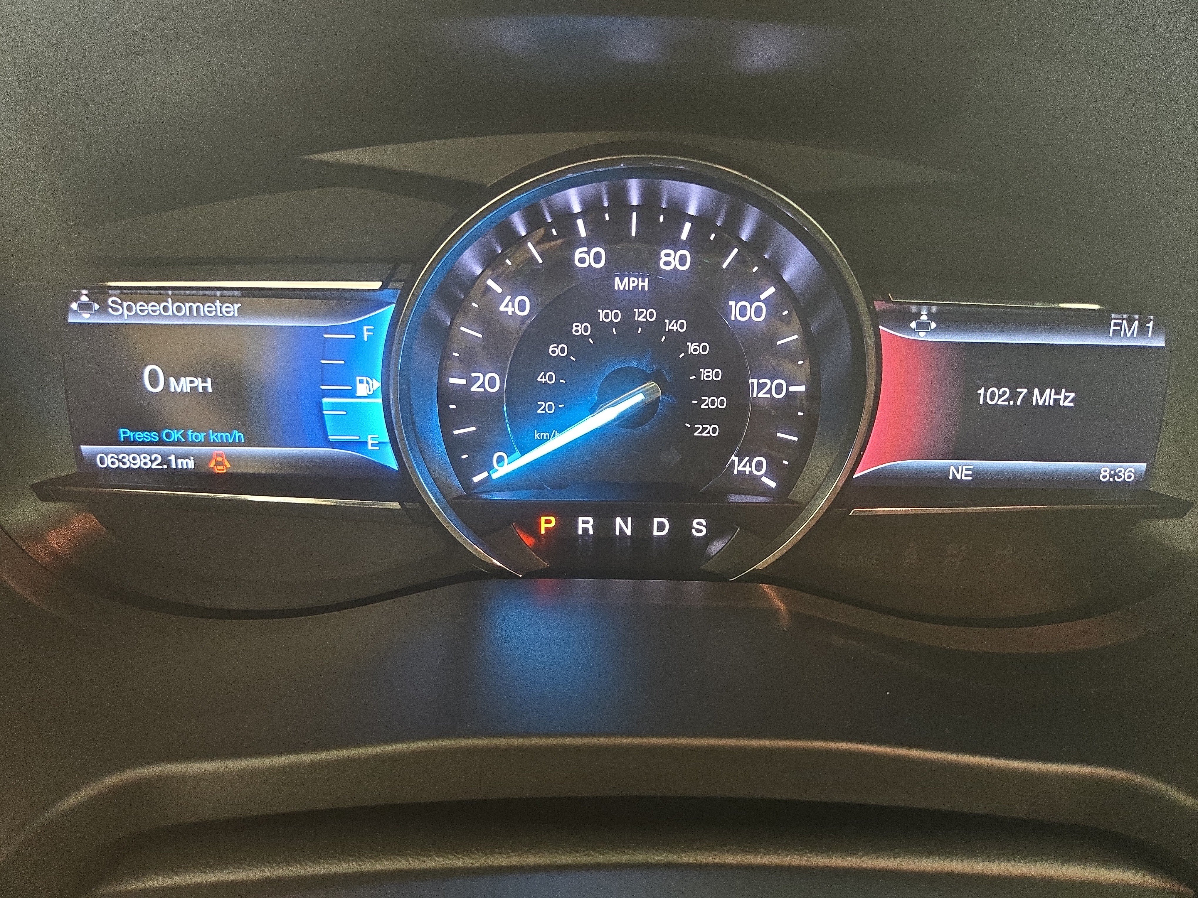 Used 2017 Ford Explorer XLT w/ Equipment Group 202A AWD/4WD image 18