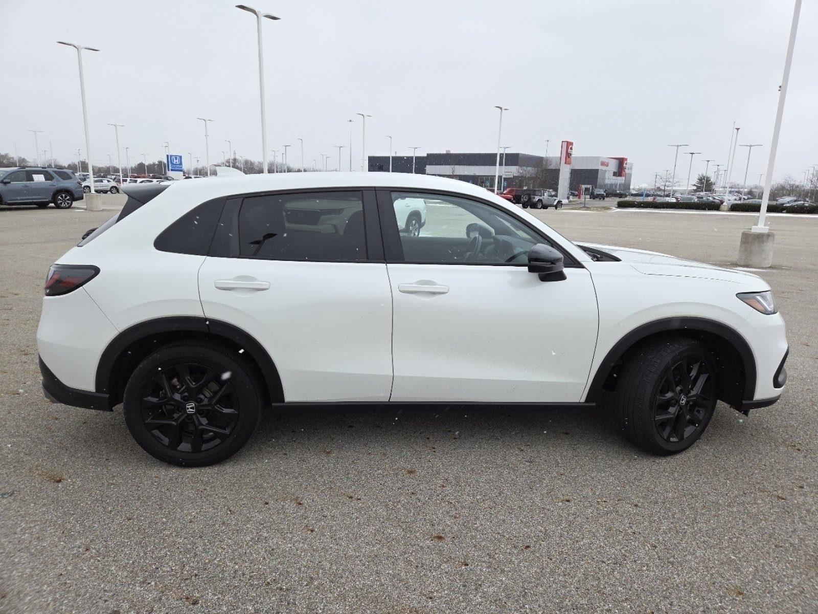 Used 2023 Honda HR-V Sport image 19