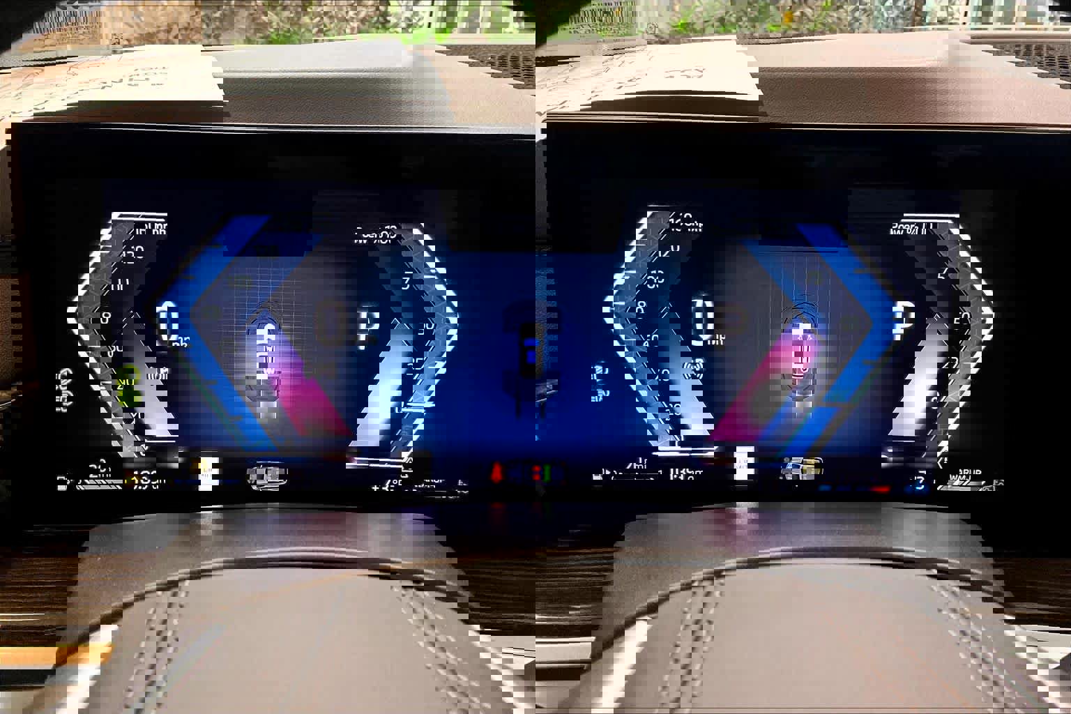 Used 2024 BMW X5 sDrive40i w/ Parking Assistance Package image 27