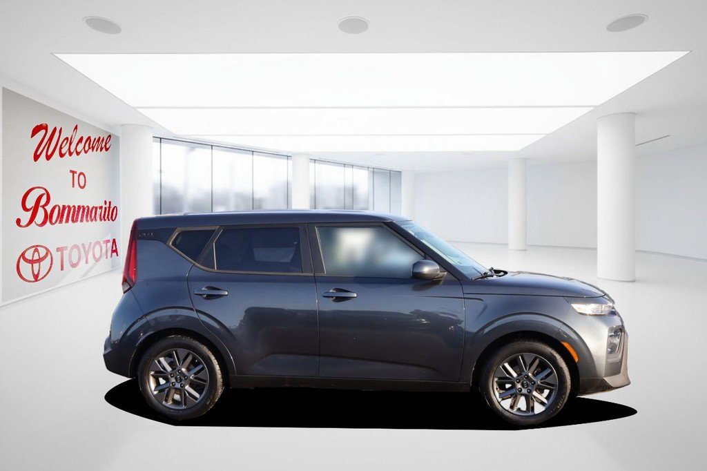 Used 2021 Kia Soul S image 5