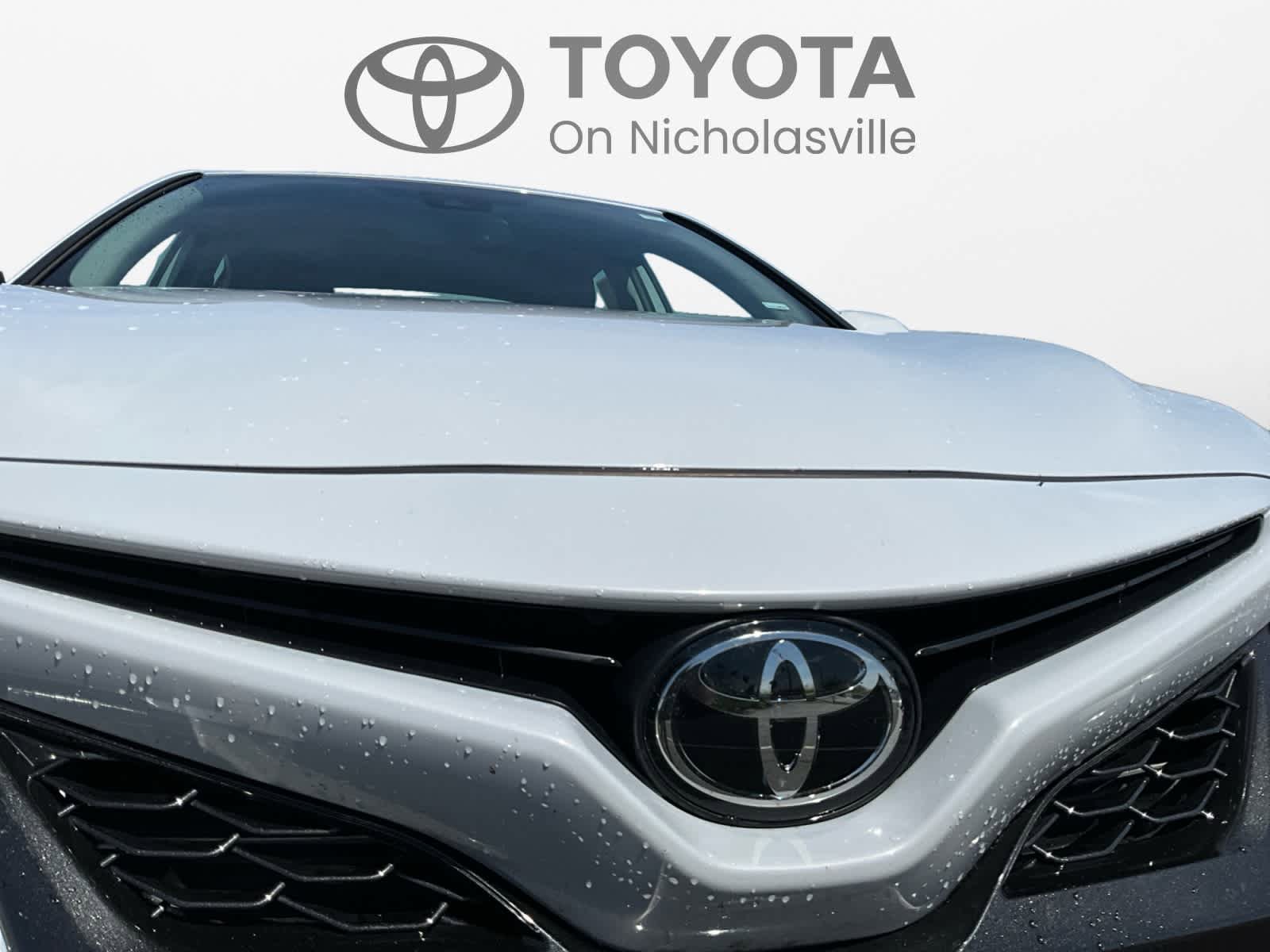 Used 2024 Toyota Camry XSE FWD image 18