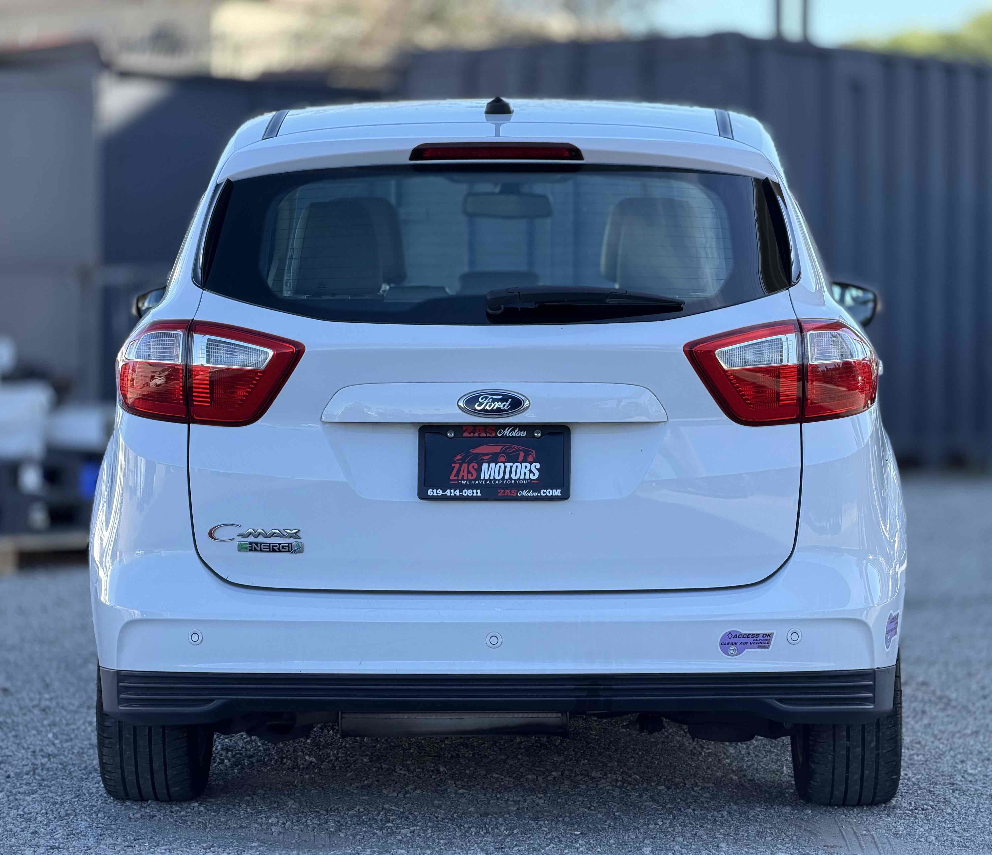 Used 2016 Ford C-MAX Energi SEL image 10