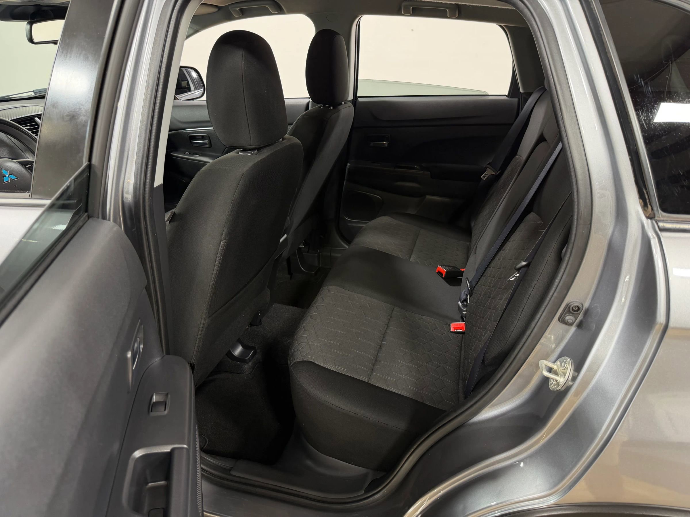 Used 2021 Mitsubishi Outlander Sport ES AWD/4WD image 15