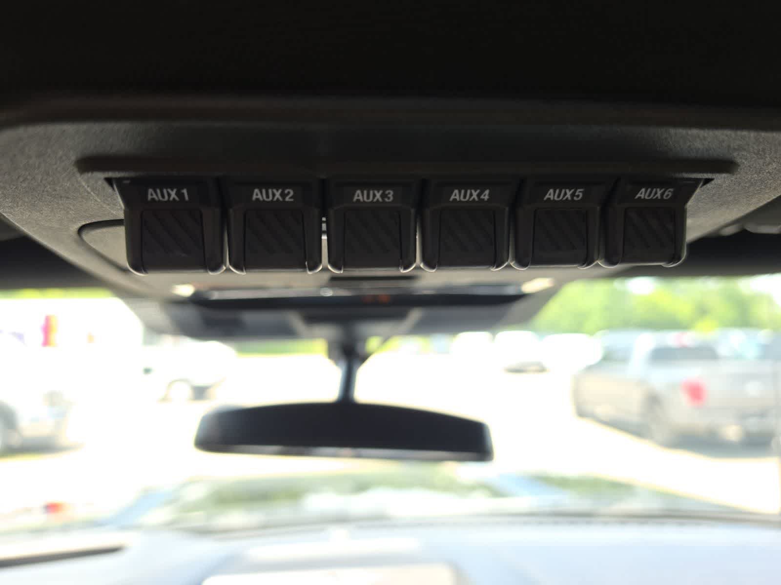 Used 2024 Ford F350 Platinum AWD/4WD image 31