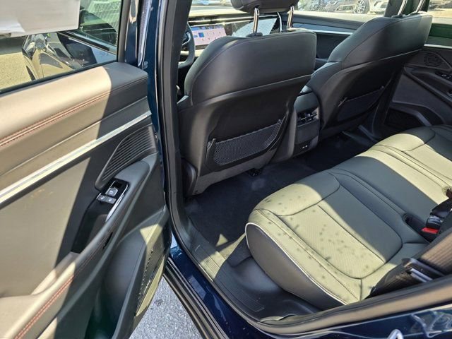 New 2025 Jeep Wagoneer S Limited image 30