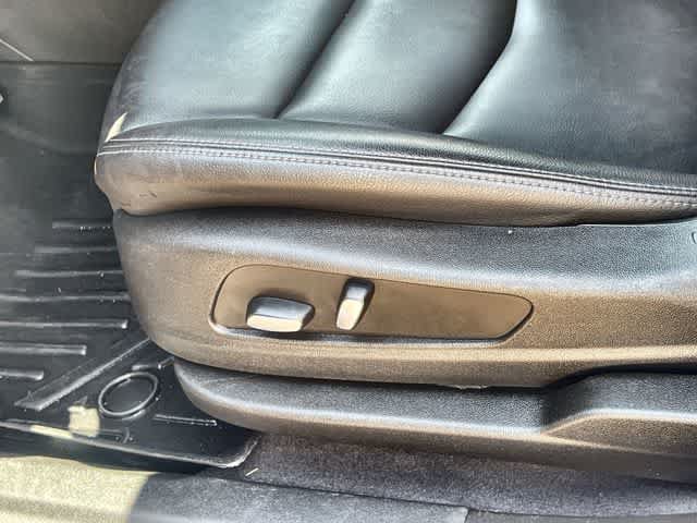 Used 2023 Cadillac XT6 Luxury FWD image 31