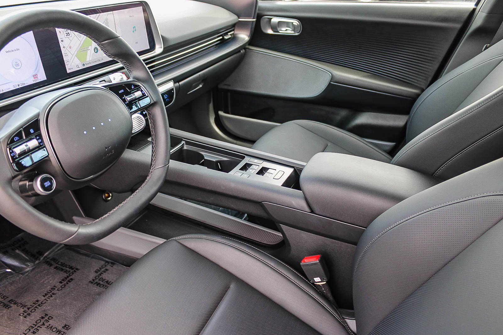 Used 2025 Hyundai Ioniq 6 Limited image 18