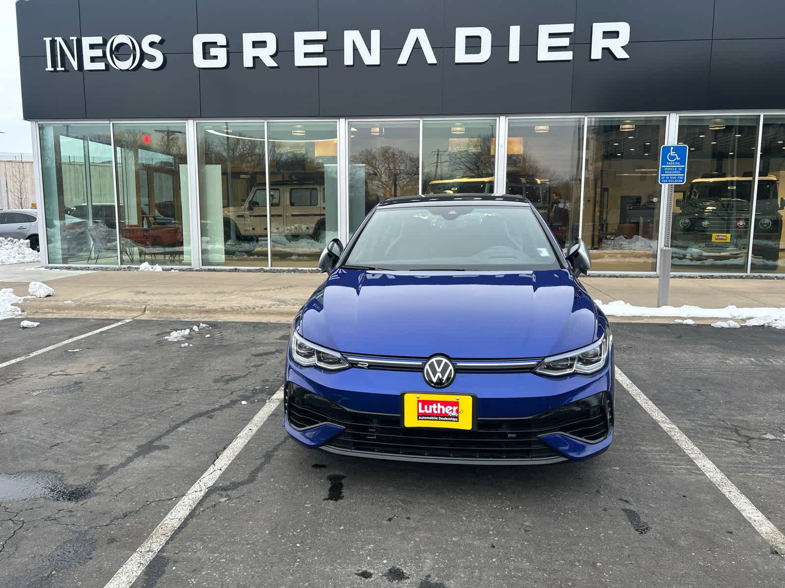 Used 2024 Volkswagen Golf R image 3