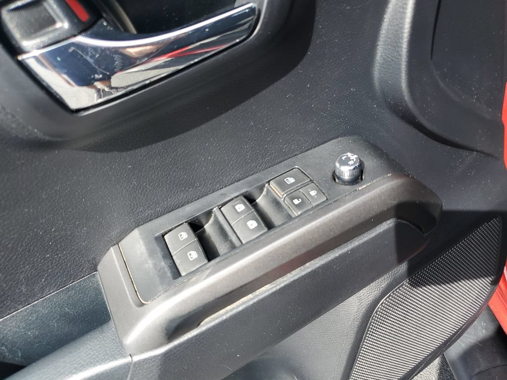 Used 2018 Toyota Tacoma TRD Sport AWD/4WD image 20