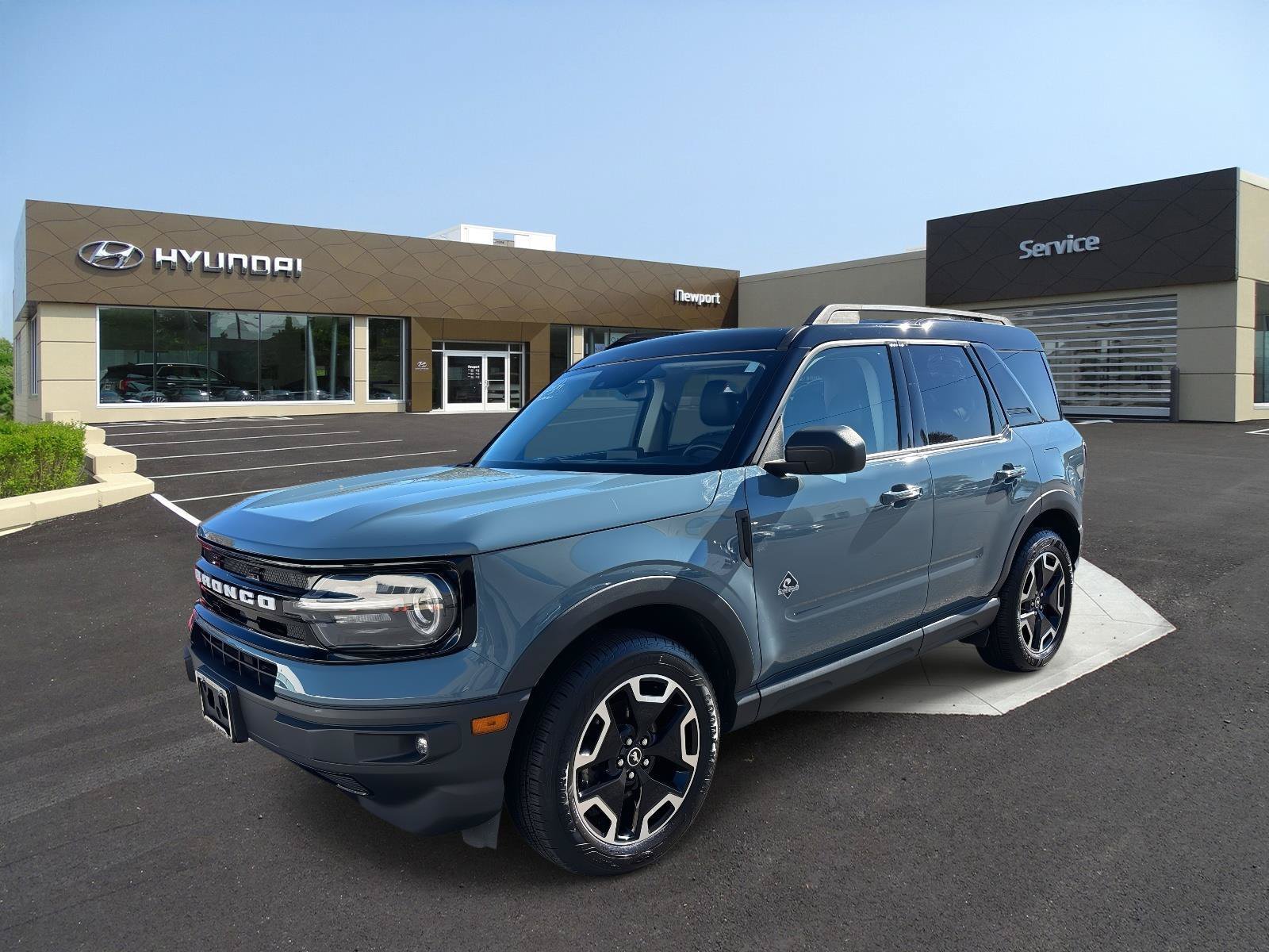 Used 2021 Ford Bronco Sport Outer Banks w/ Outer Banks Package (96D) AWD/4WD image 1