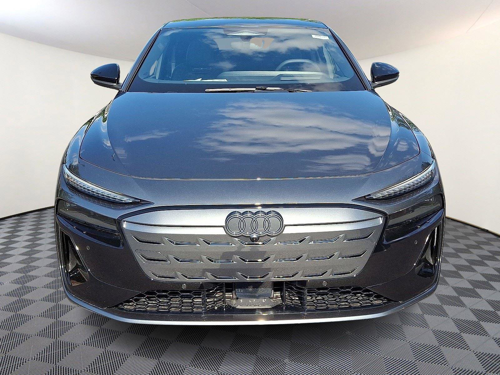 New 2025 Audi S6 e-tron Premium Plus image 2