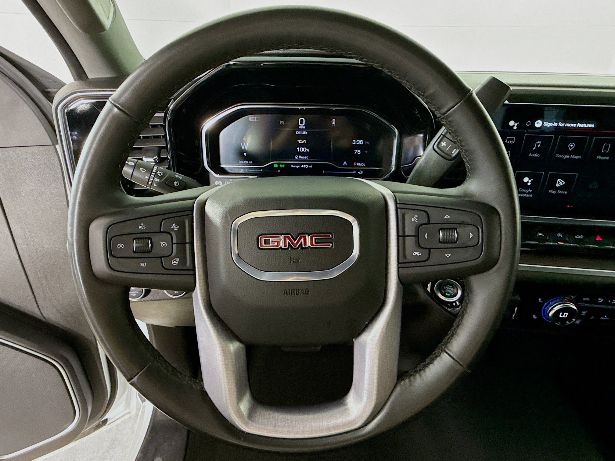 Used 2025 GMC Sierra 1500 SLT image 11